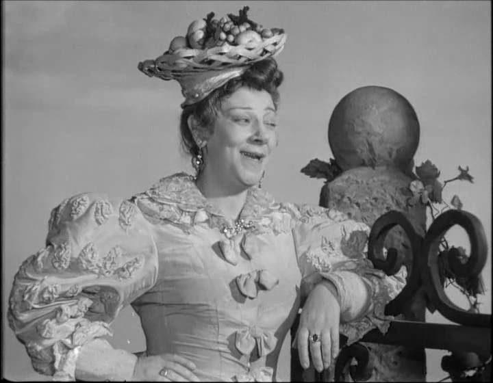 16. Золушка. 1947 г. Режиссёр Надежда Кошеверова, Михаил Шапиро - Мачеха.