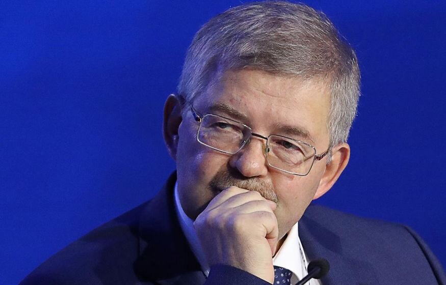    Центробанк объявил о превращении валютных вкладов россиян в «фактически рублевые»