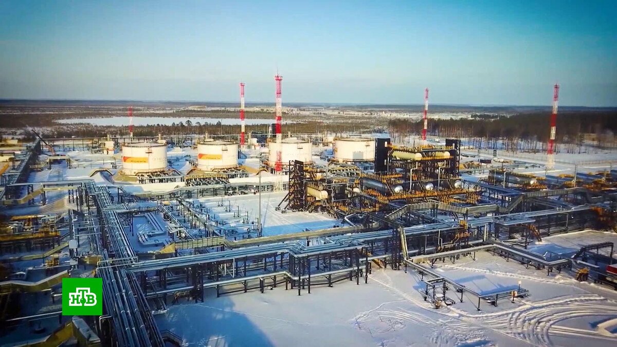    С 1 февраля заработал запрет на продажу российской нефти с «потолком цен»