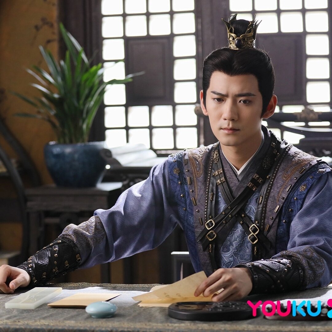 Guo qi lin. Дорама хуа жун кадры. Не тот паланкин тот жених 2023. Непримиримые соперники дорама китай. Не тот паланкин тот жених 2023.