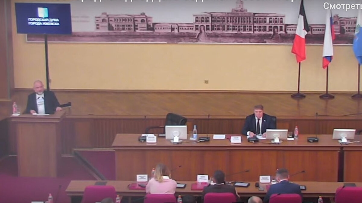 «Ижевск должен вытащить сам себя за волосы»: о чем сказали кандидаты на пост мэра