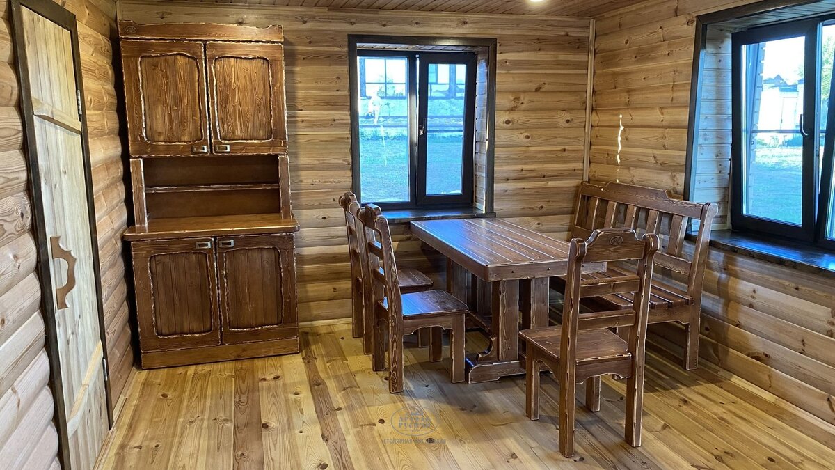 Деревянная мебель под старину из "Ладожской" коллекции