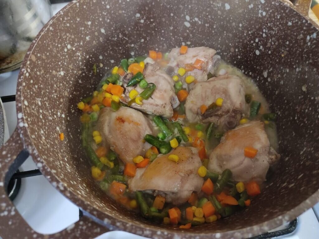 Рецепт курицы с макаронами и овощами в одной кастрюле. Отличный обед за  полчаса! | Блиночек | Дзен