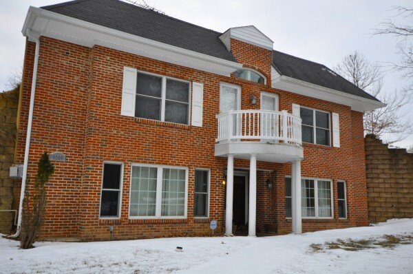 Фото: Джонатан Бенья / Келлер Уильямс