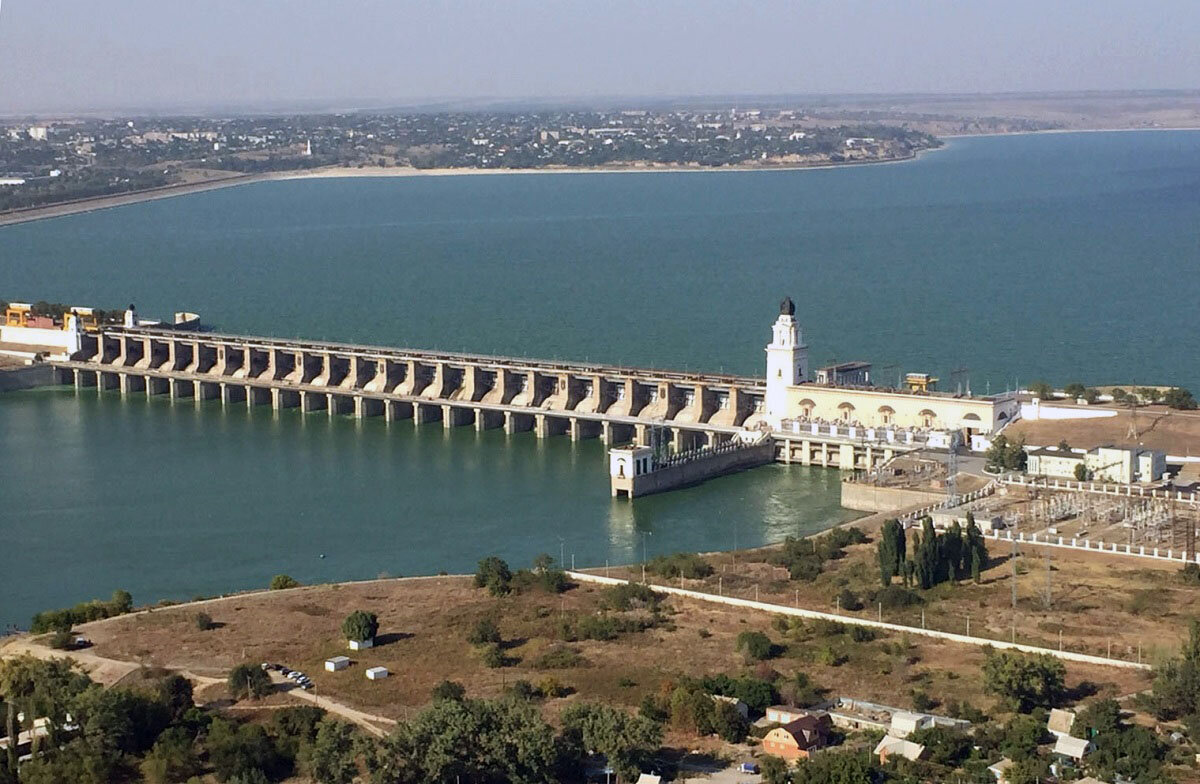 Волгодонск Цимлянское водохранилище. Цимлянское водохранилище ГЭС. Цимлянское водохранилище Цимлянск. ГЭС на Цимлянском водохранилище.