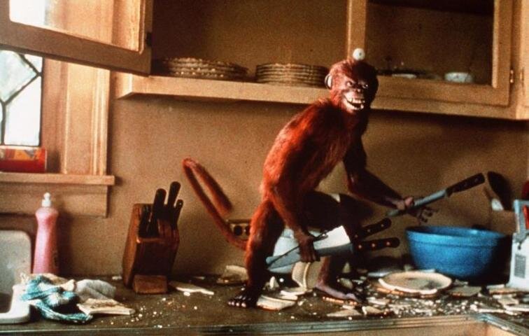 Кадр из фильма "Джуманджи". Если вам грезится уход от гонющейся за вами обезьяны, то в жизни это означает, что вы стараетесь уйти от общения с человеком, говорящим или делающим глупости