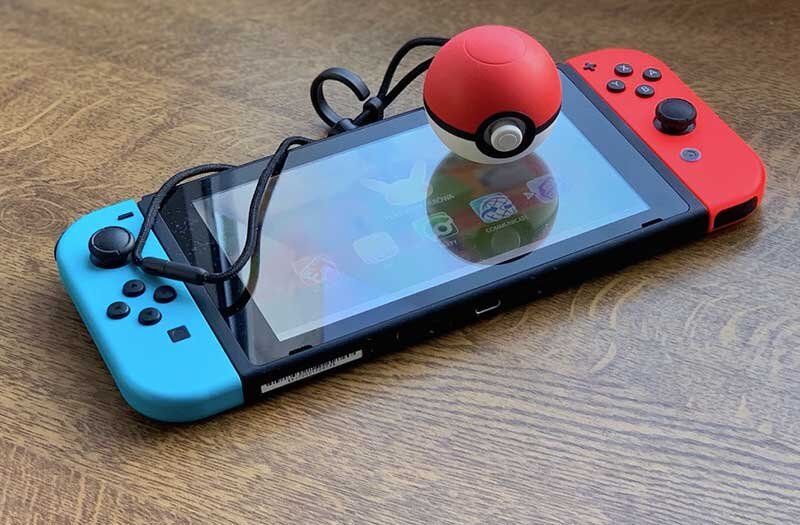 Poke Ball Plus TehnObzor