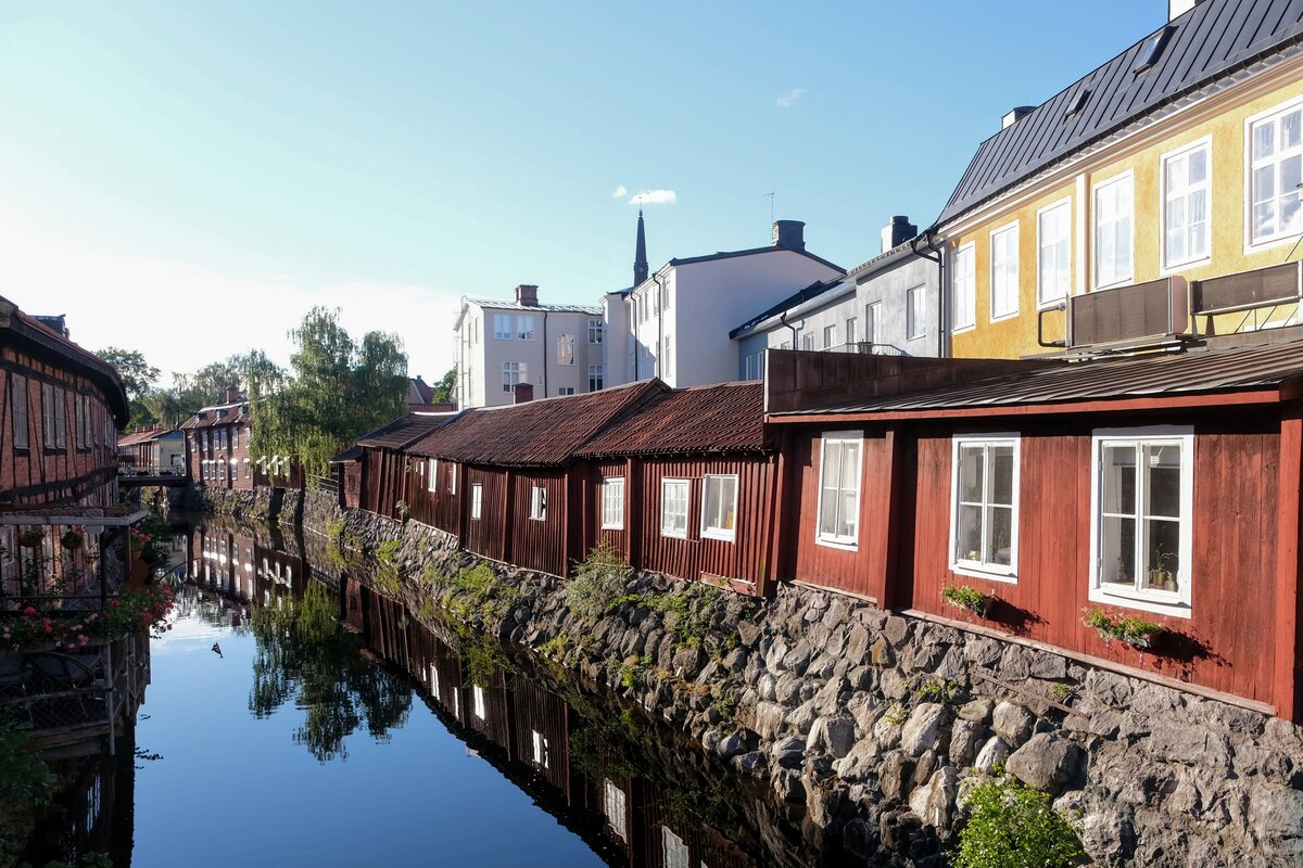 Милейший город, где аккуратно сохранили исторические дома и деликатно построили современные