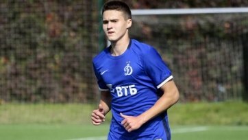 Фото: fc-dynamo.ruКоманда Михаила Галактионова отправила в сетку ворот соперника пять мячей, на что норвежцы ответили лишь одним точным ударом.
