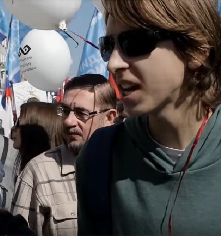 демонстранты демонстрируют на демонстрации