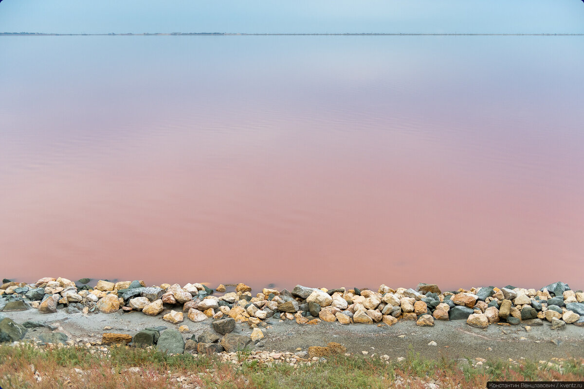 Солёное озеро Сасык между Евпаторией и Саками