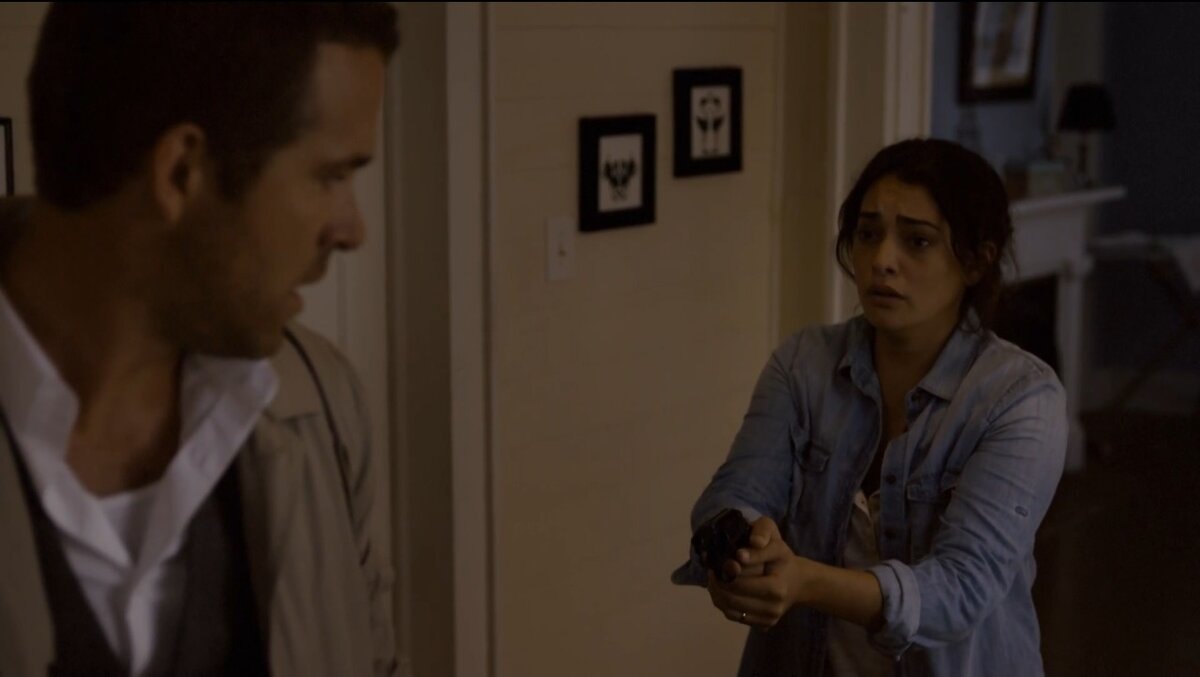 Не в себе сюжет. Не в себе сюжет. Не в себе сюжет. Не в себе сюжет. Selfless 2015 постер.