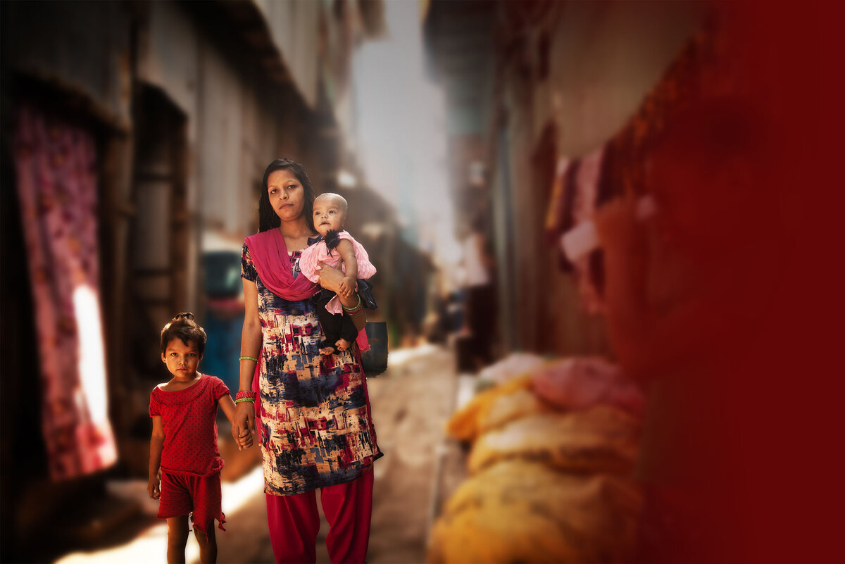 Иногда суррогатное материнство - это единственная возможностью дать будущее своим собственным детям