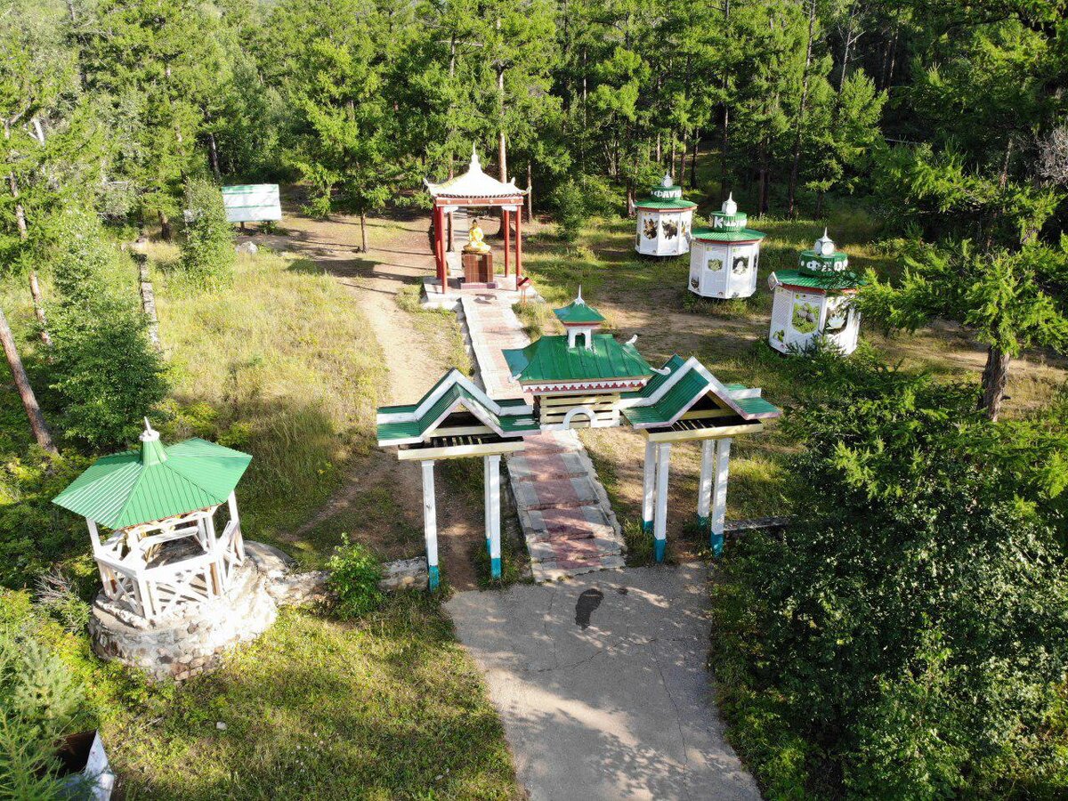 горы алханай
