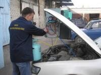 Покупая  подержанный автомобиль с кондиционером, вы должны помнить, что ремонт  неисправного кондиционера запросто может вылиться в сумму, превышающую  1000 у.е. Идеальный вариант — перед покупкой автомобиля заехать на  диагностику к специалистам.