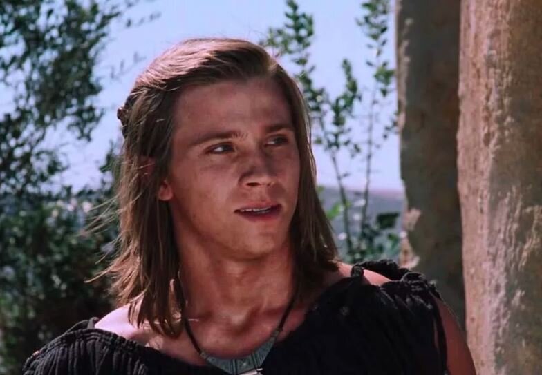 Брат ахиллеса. Брэд питт троя. Ахиллес троя брэд питт. Ахиллес троя брэд питт. Брат ахиллеса.