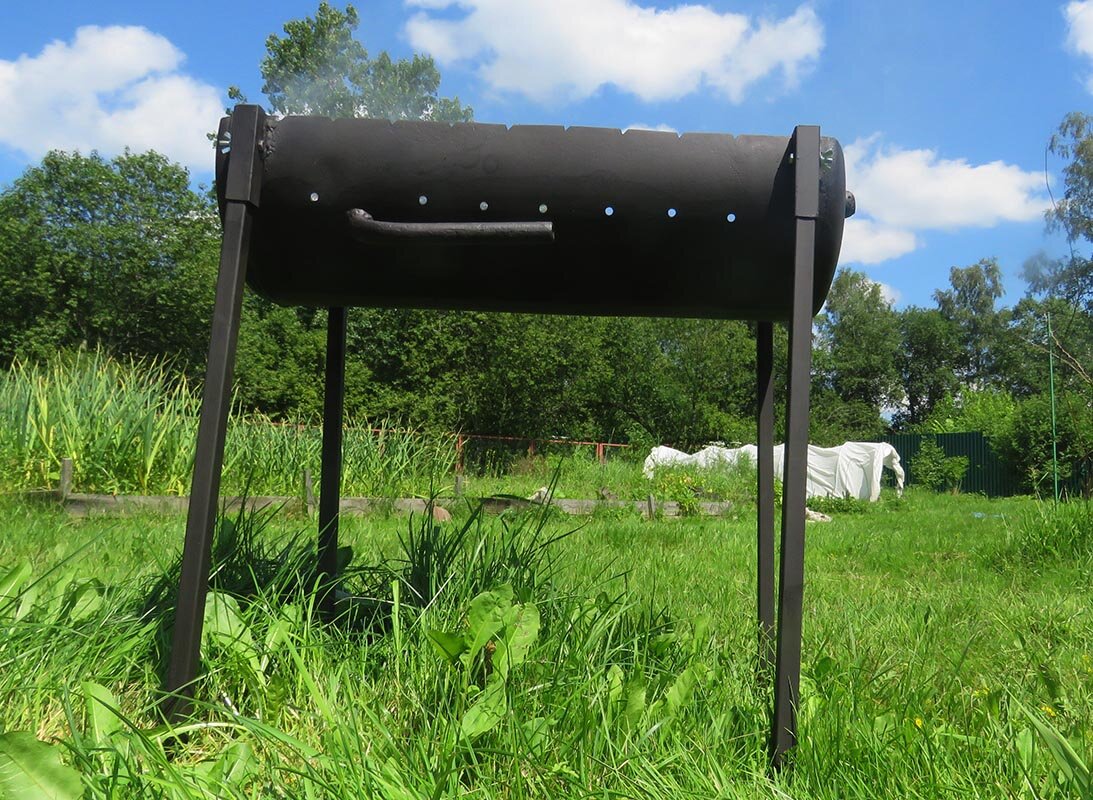 Мангал своими руками. Красим самодельный мангал