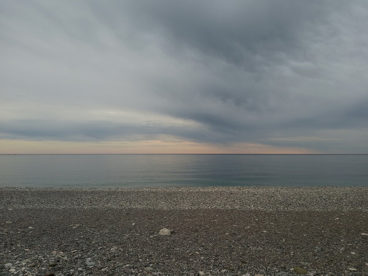Черное море в районе Пицунды.