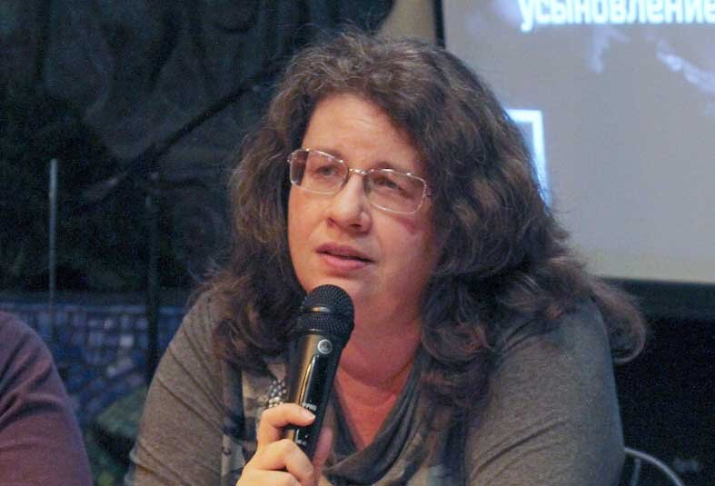 Людмила Петрановская (психолог, чаще консультирует приёмных родителей)