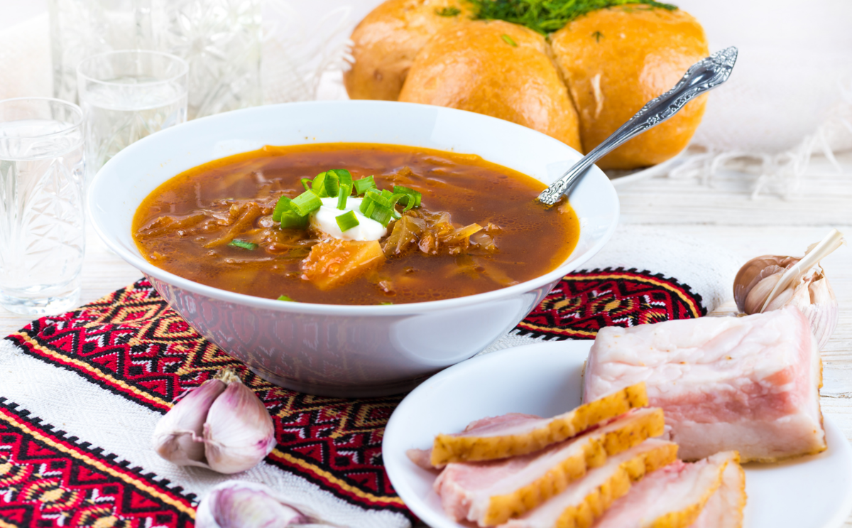 Правильная зажарка — основной секрет вкусного украинского борща | Вилка ...