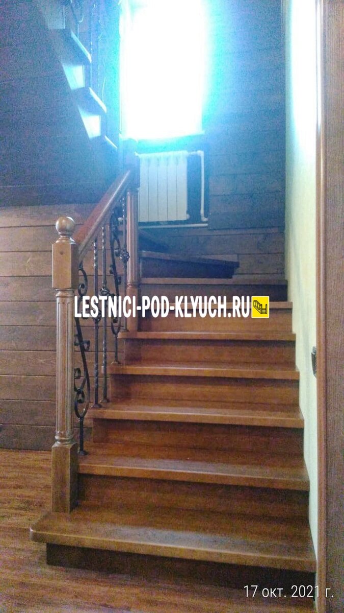 Принимаем звонки: пн-вс с 8:00 до 21:00 (8 499 490-72-90). Электронная почта: info@lestnici-pod-klyuch.ru