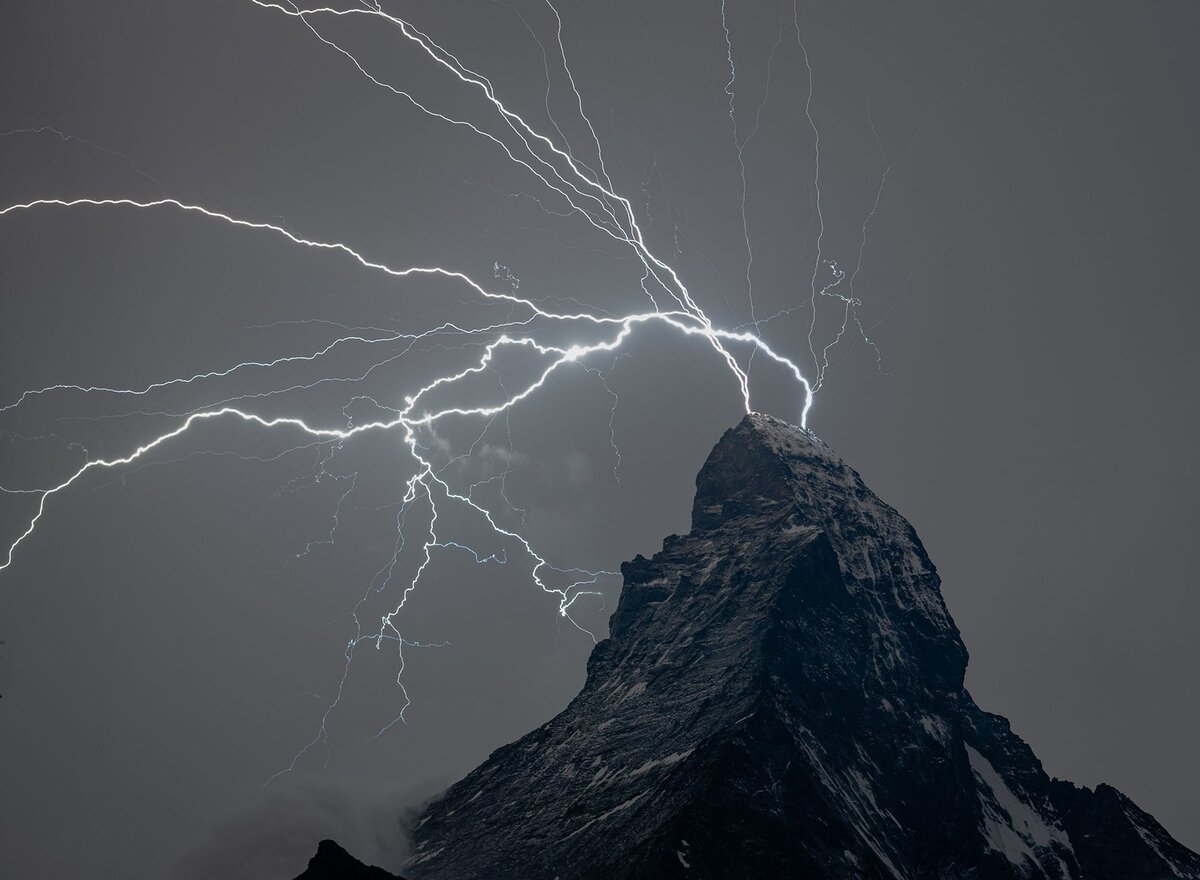 Paul Hammett / Natural Landscape Photography Awards (https://naturallandscapeawards.com/) 