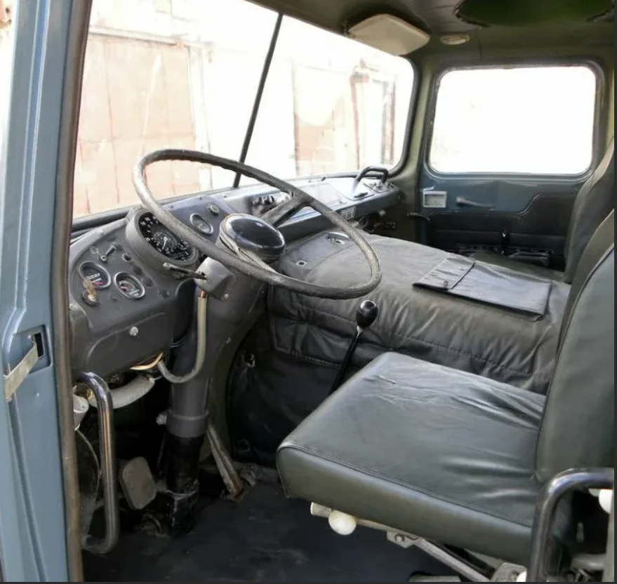 Кабина IFA-W50. Источник фото: auto-tip.ru