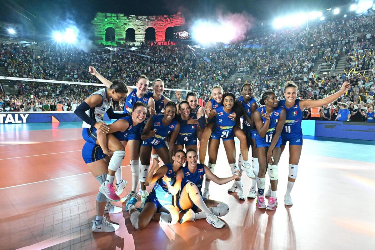 CEV EUROVOLLEY 2021 Р»РѕРіРѕС‚РёРї