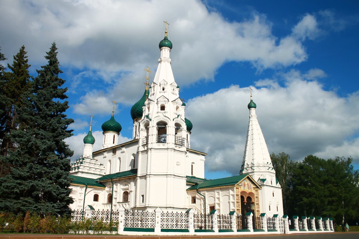    На Советской площади в Ярославле начали подготовку к концерту Башмета