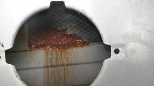 Лада Гранта - дверь сгнила в труху за два года: показываю реальный ...