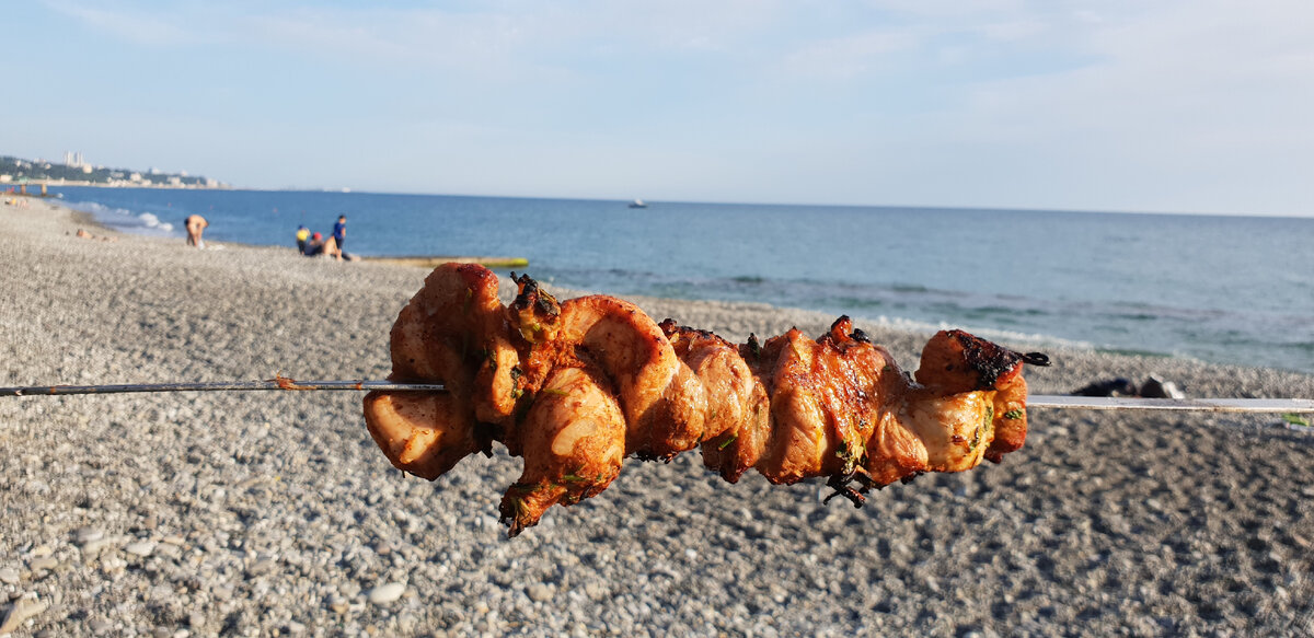 Дикий пляж 73км Сочи (ниже ул Ландышевой)