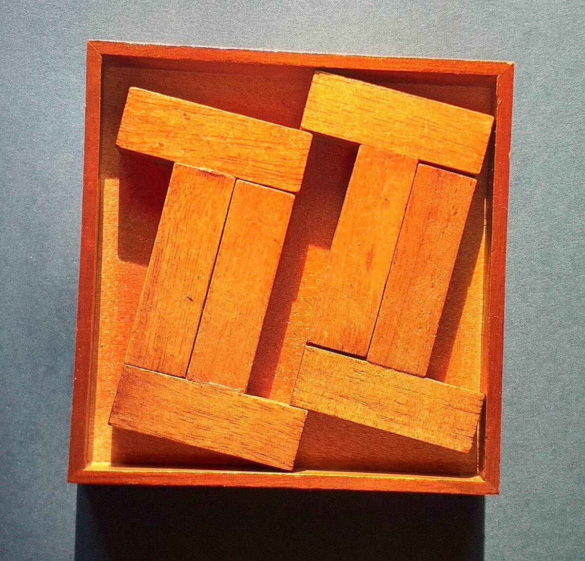 Головоломка "Четыре буквы Т"