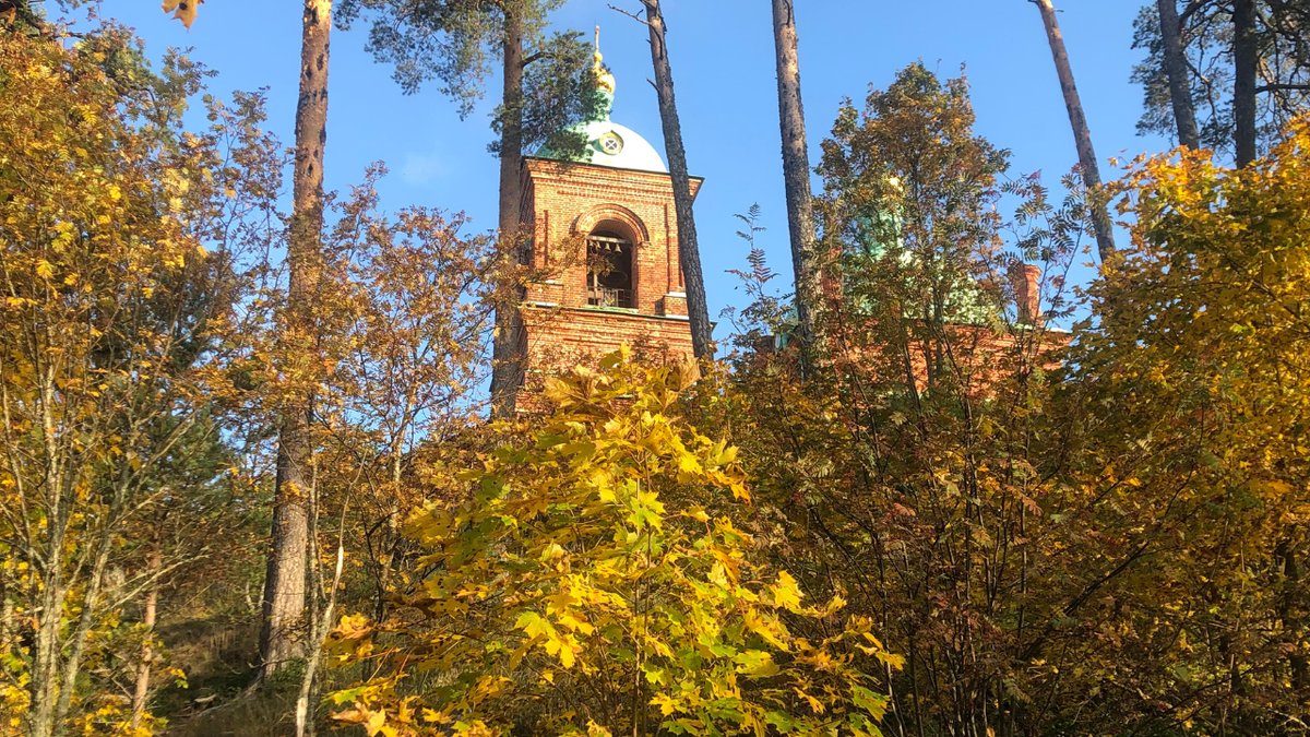 Воскресенский скит с дороги