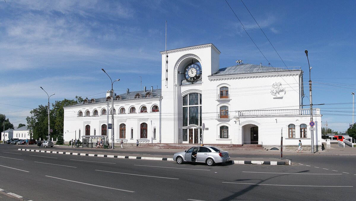 https://upload.wikimedia.org/