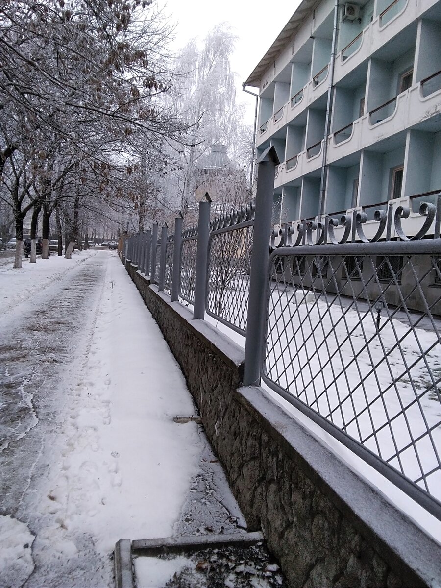 Фото из личного архива. Санаторий "Надежда" зимой.