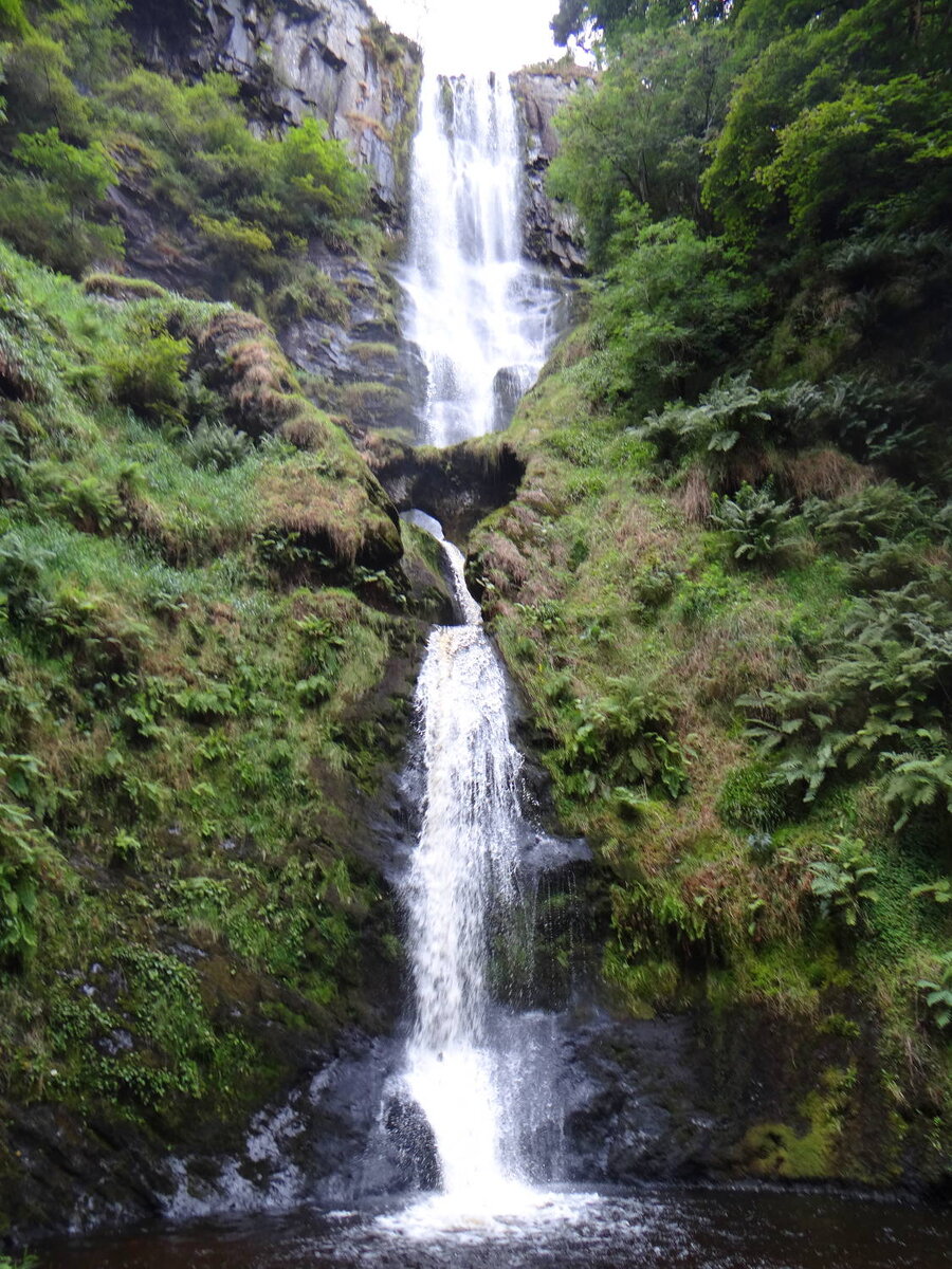 Водопад Pistyll Rhaeadr