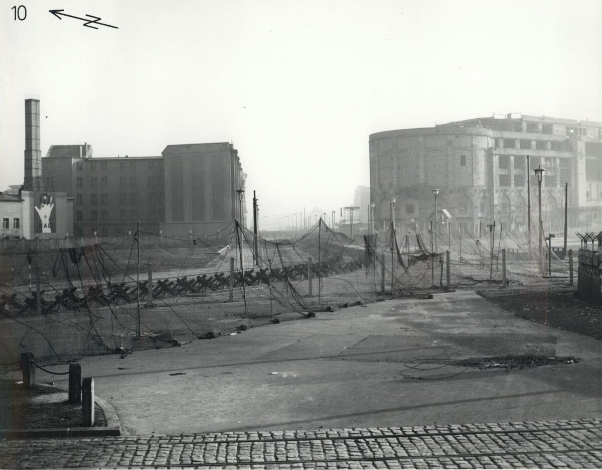 Potsdamer Platz Berlin 1948 проволочные заграждения