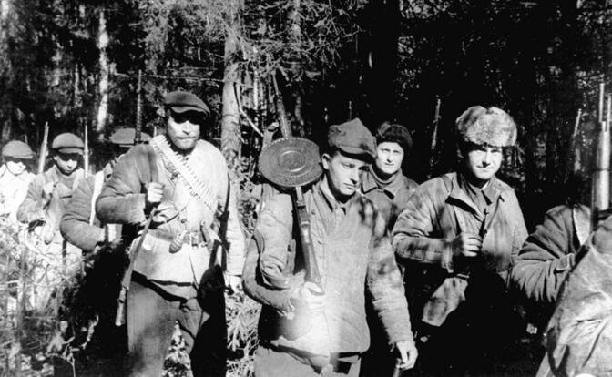 Партизаны возвращаются на базу