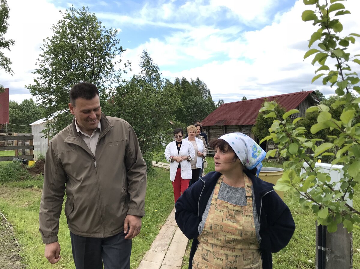 Хозяйство жены. ЭКОФЕРМА Нестерово Тверская область. Деревня Петраково Рамешковского района. Глава КФХ по Юхновскому району д Обидино. Нестеров Сергей КФХ Нестеровой л.в..