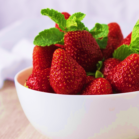 Клубника с мятой - это классика