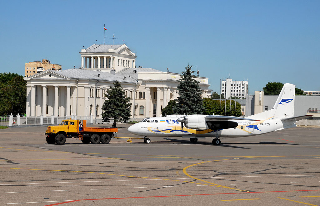 Аэропорт минск 1 фото С аэродрома Минск-1 улетел последний самолет, теперь тут будут дома (ВИДЕО) Борт