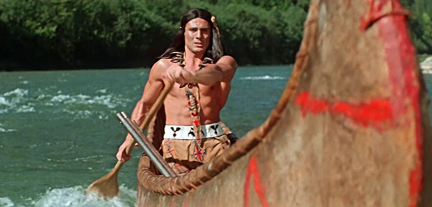 Кстати, мне нравятся эти фильмы. Есть в них что-то... атмосферное, немного наивное, как будто из недоступного никому «параллельного» прошлого. Источник иллюстрации: https://www.yaplakal.com