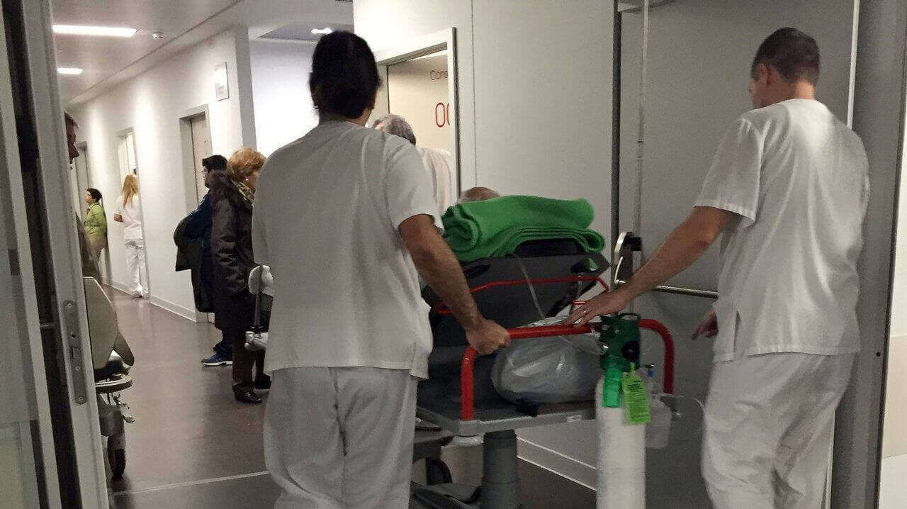 За какие услуги мы не должны платить в больнице или поликлинике