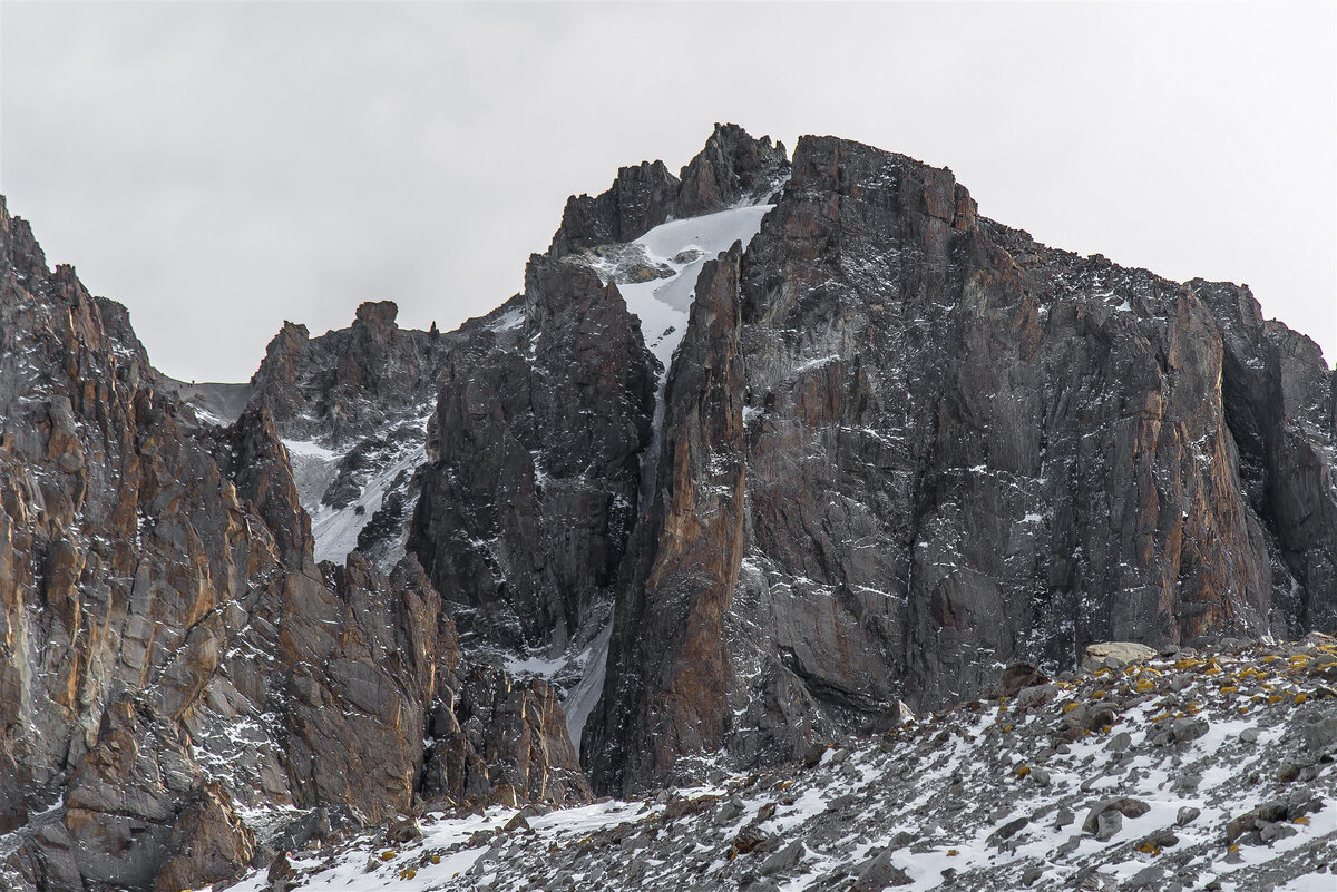 2 – Вершина Байчечекей (в переводе с киргизского - первоцвет).