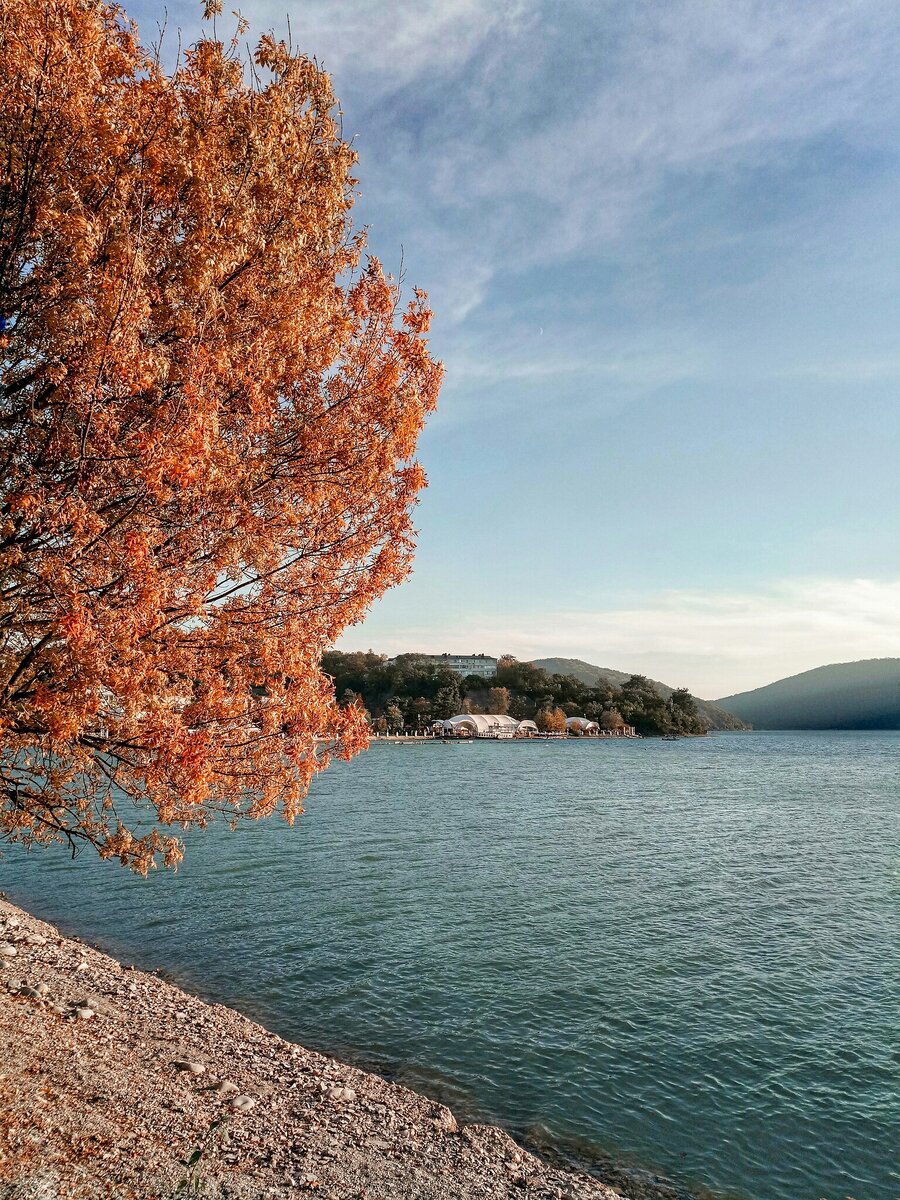 Озеро Абрау