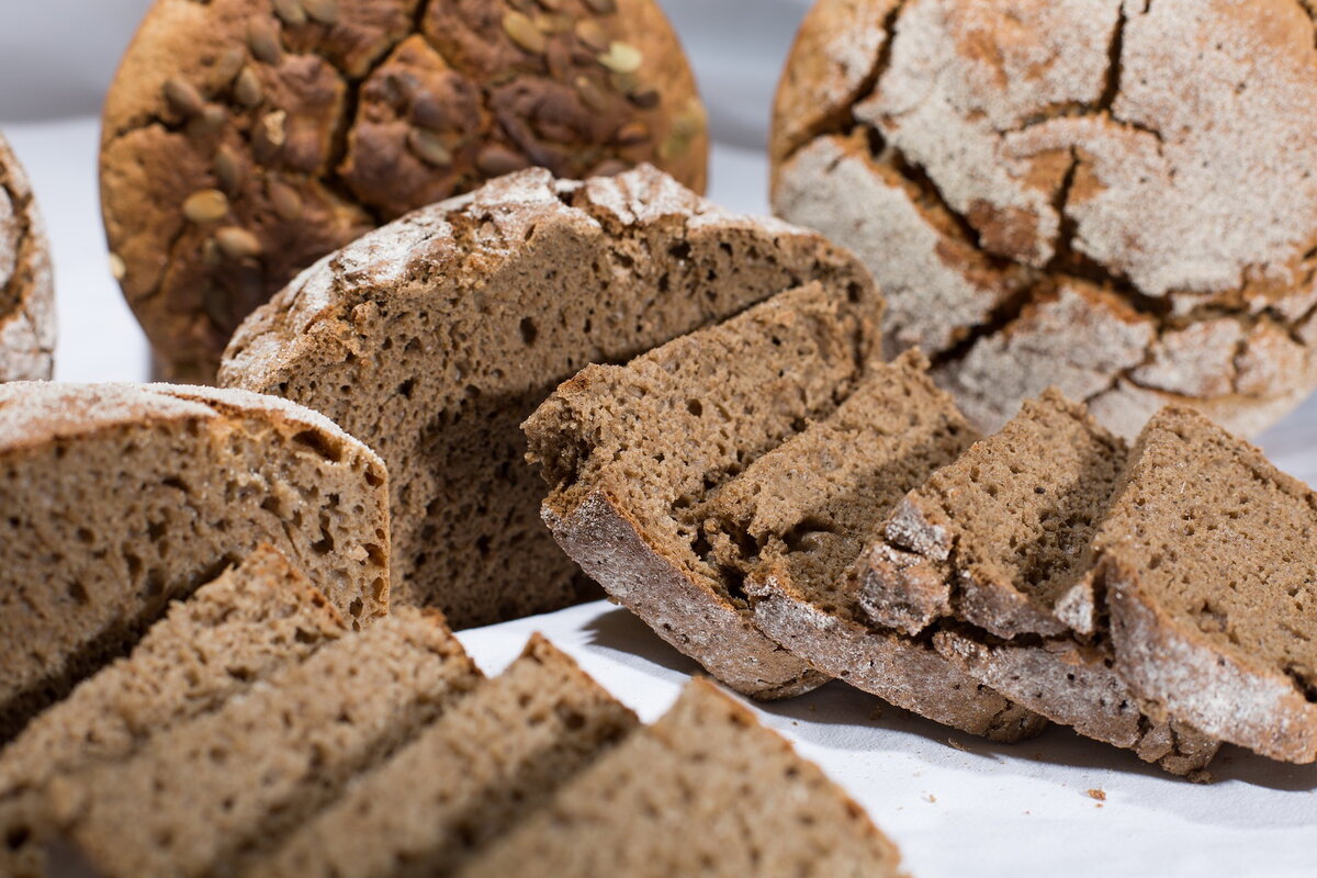 И ты, bread! Настоящий ржаной хлеб - редкий гость на прилавках. Как  отличить подделку? | Seven/Eleven | Дзен