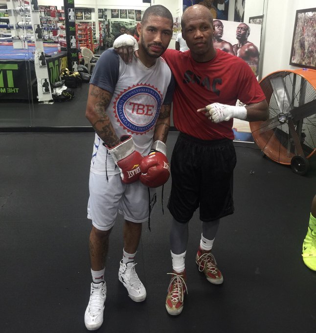 Эшли Теофане (слева) и Заб Джуда