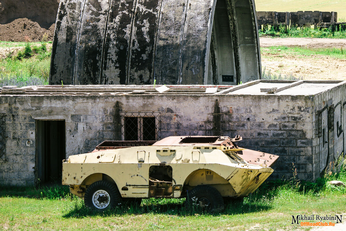 Настоящее орудие и бронетехника на заброшенной военной базе | РЯБИНИН |  ФОТОПУТЕШЕСТВИЯ | Дзен