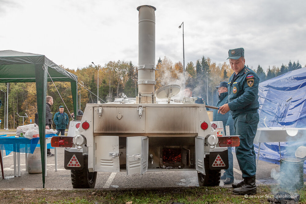 Фото полевых кухонь