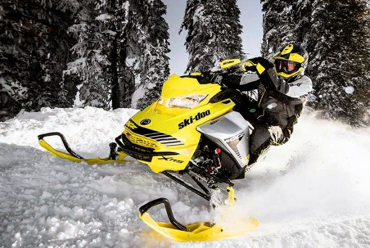 BRP Ski-Doo MXZ X 850 E-TEC        Фото: ski-doo.com